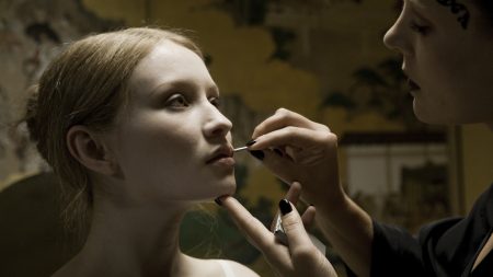 Sleeping Beauty: Erotismo de cartón