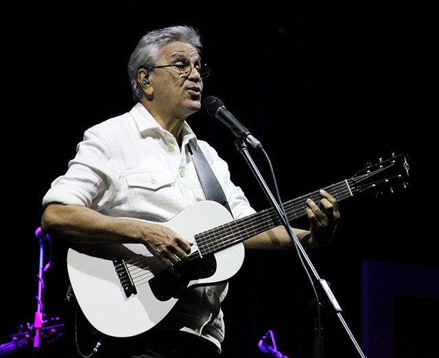 01_caetanoveloso