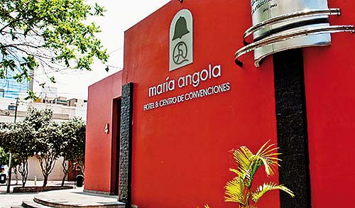 C.C María Angola