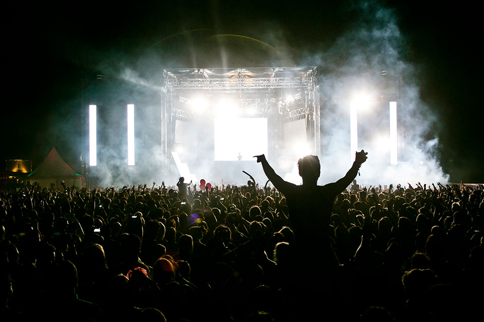 crowd_and_atmosphere_lollapalooza_berlin_2016_matias_altbach-170