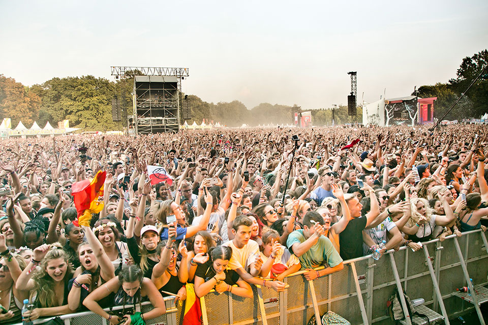 crowd_and_atmosphere_lollapalooza_berlin_2016_matias_altbach-7