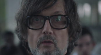 Jarvis Cocker aparece en el nuevo video de Feist:"Century"