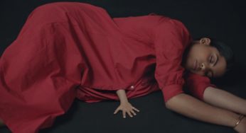 Las gemelas Ibeyi nacen de nuevo en su video"Deathless"