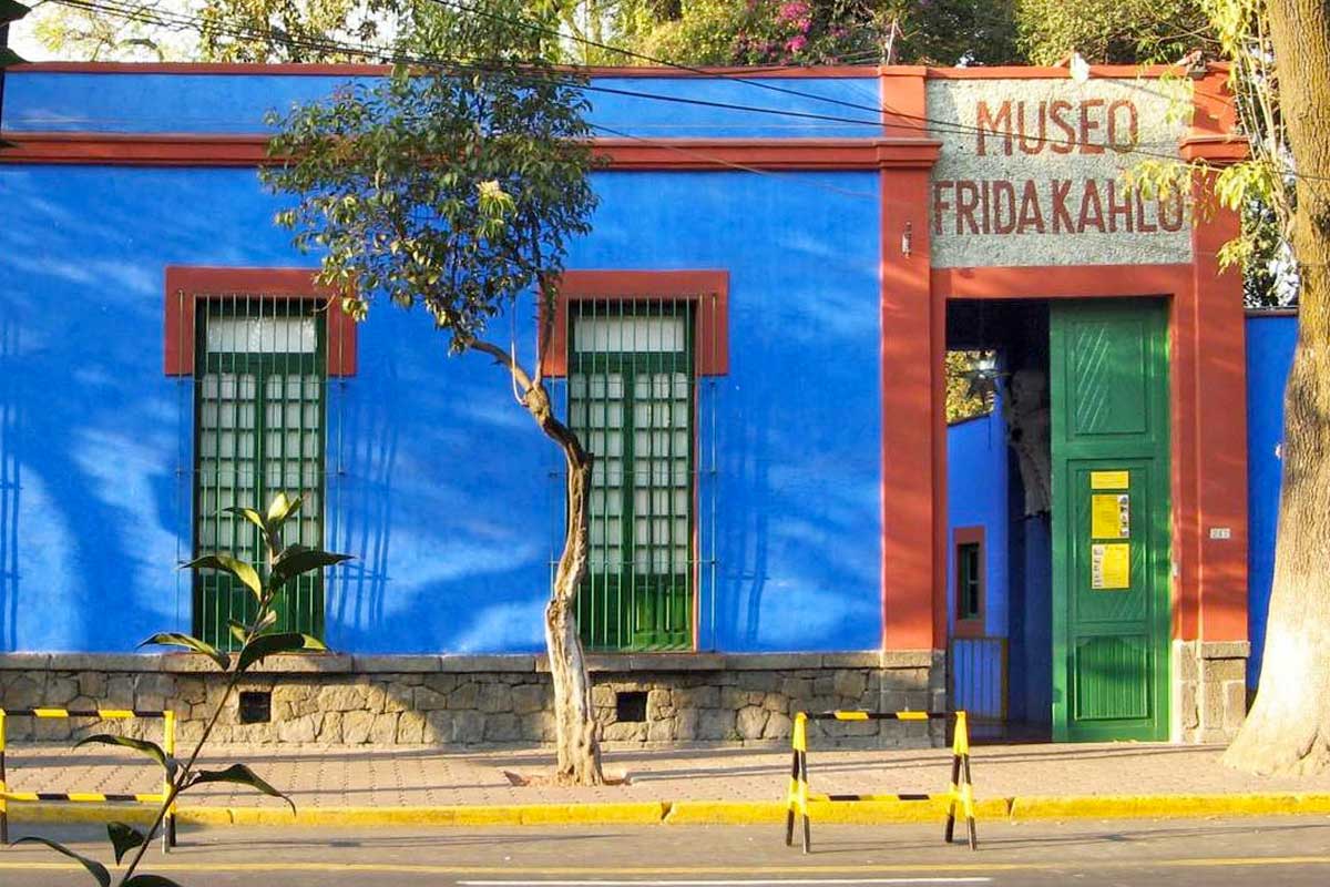 El museo La Casa Azul de Frida Kahlo abre sus puertas de manera ...