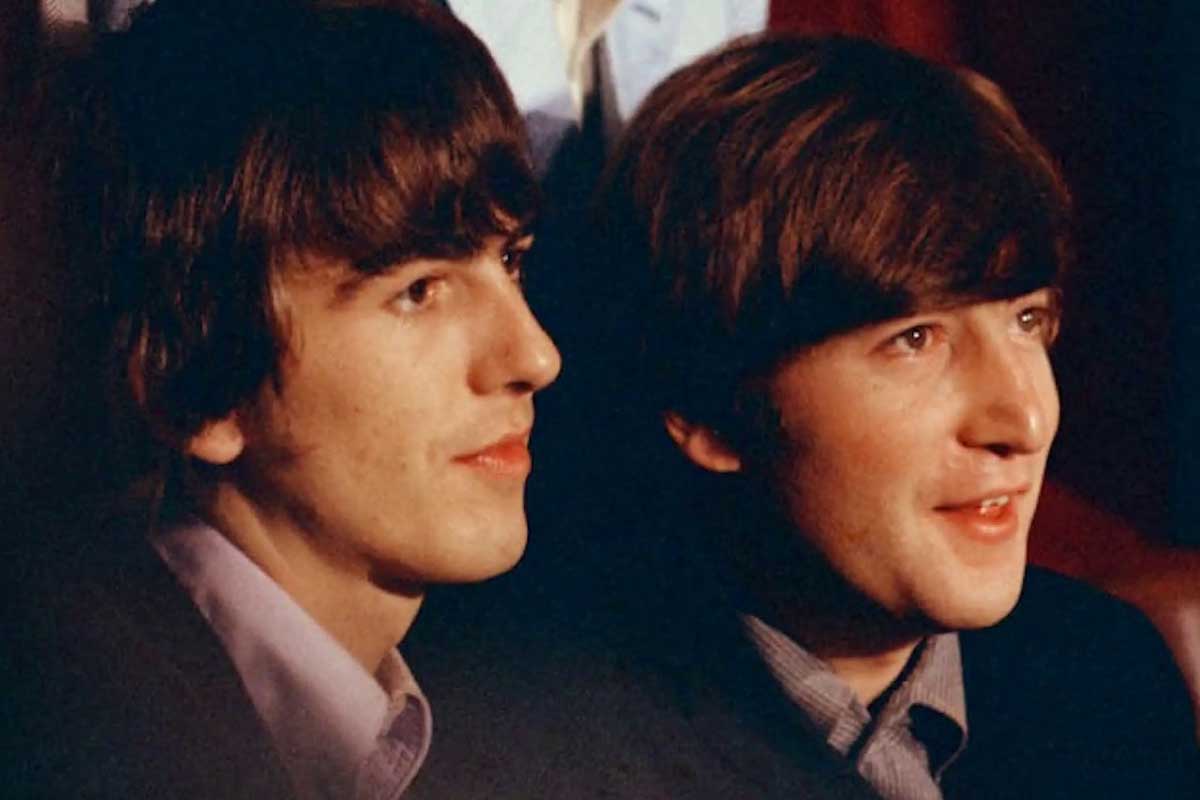 George Harrison y John Lennon