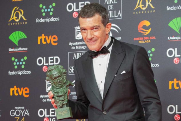 Antonio Banderas.
