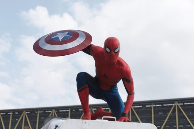 Tom Holland como Spider-Man