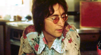 The Beatles: El"signo de los cuernos" del heavy metal podría tener su origen en John Lennon