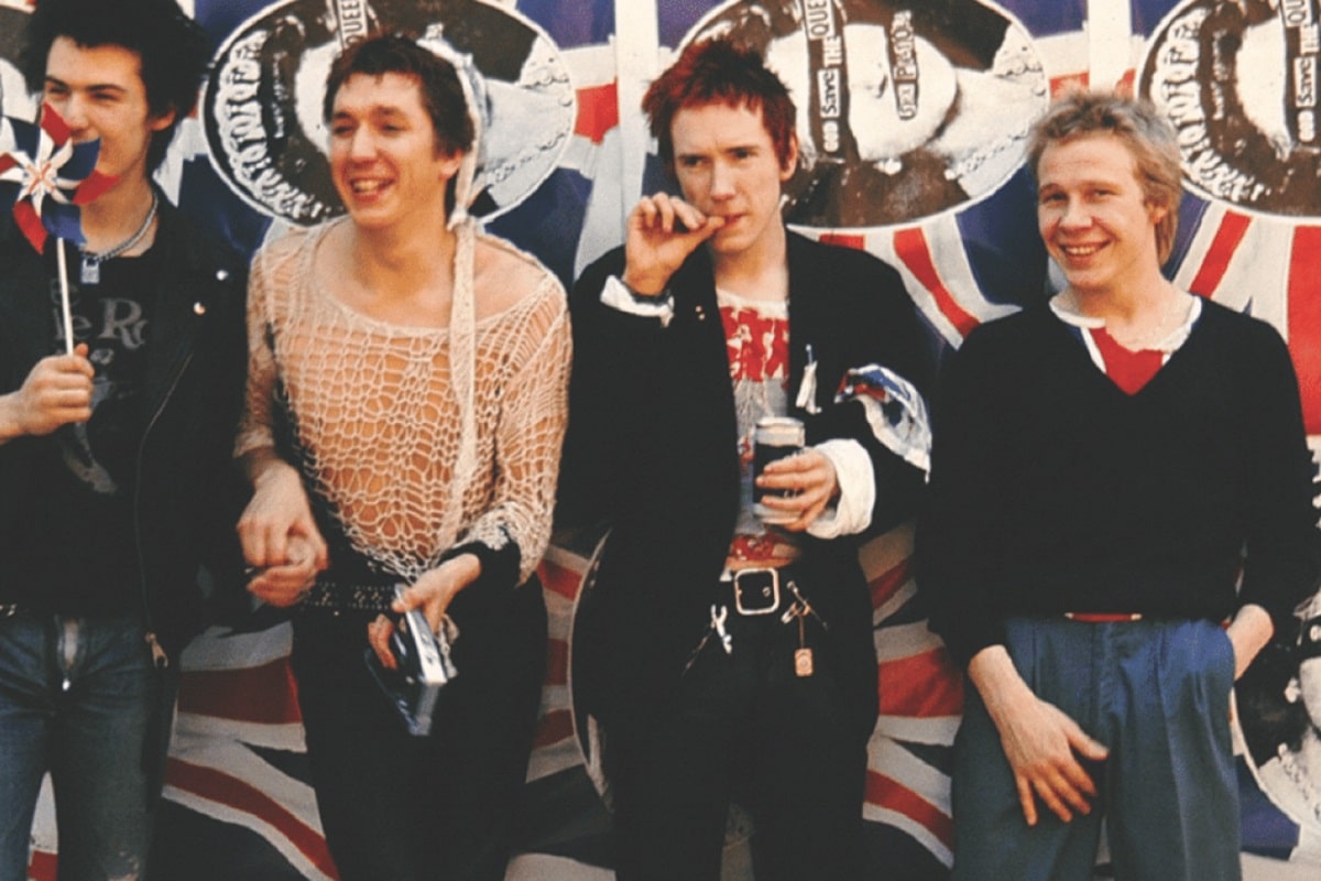 Sex Pistols: La historia detrás de la canción "God Save the Queen"
