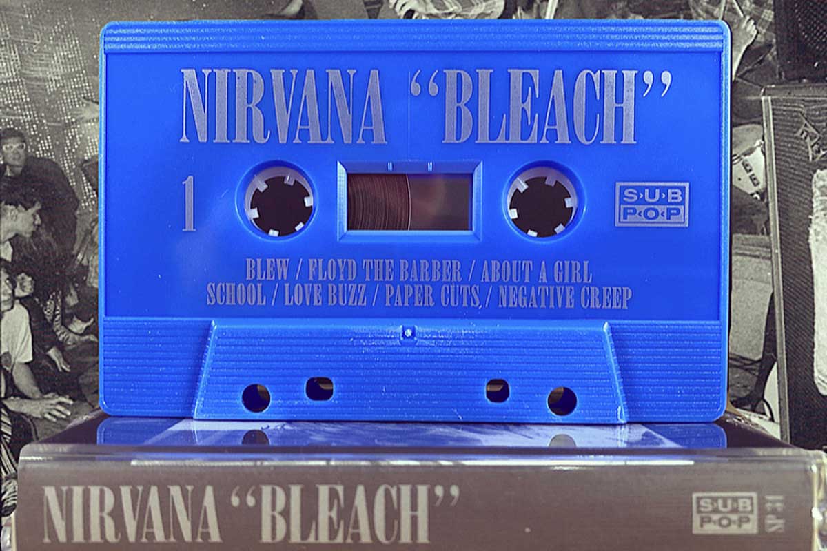 La reedición 2021 en casete de Bleach, disco de Nirvana
