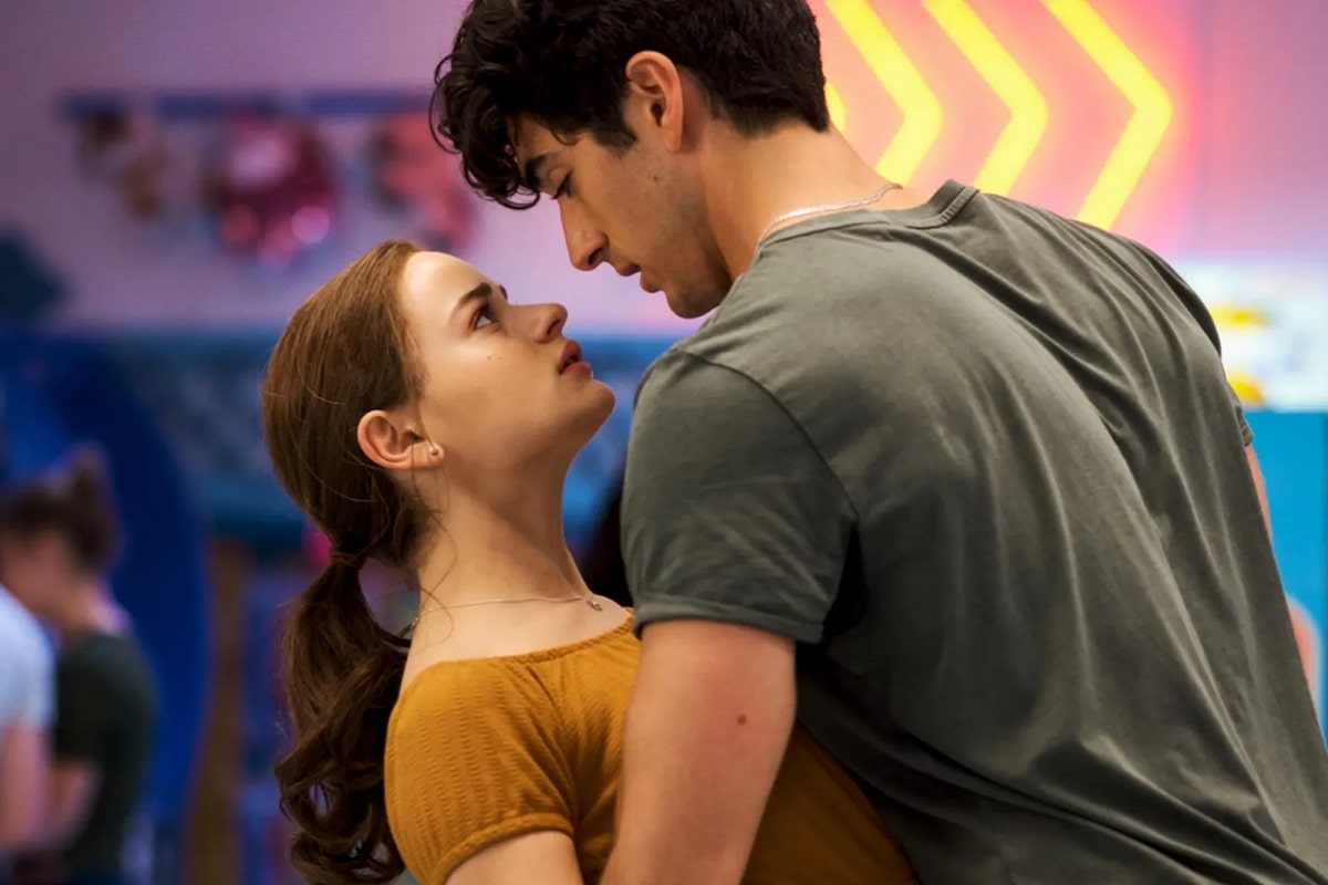 El de los besos: Las diferencias entre los libros y las películas de Netflix