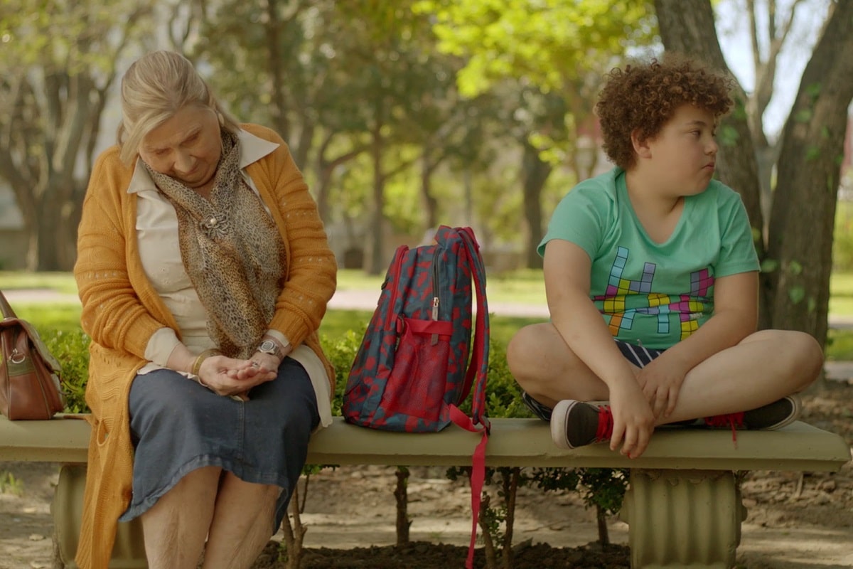 Palito bombón helado: El corto sobre una abuela y su nieto que estrena en  CineAr