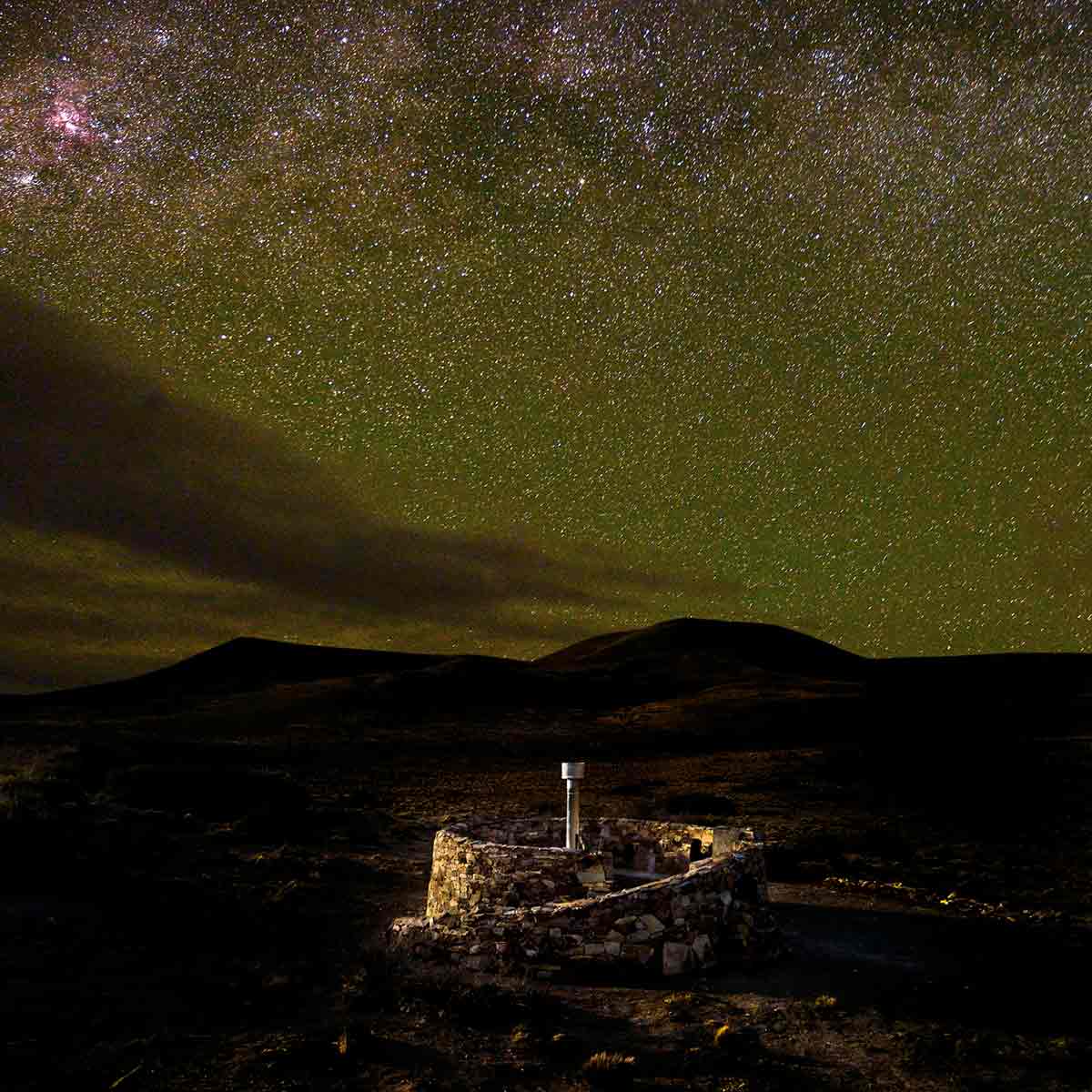 "Habitar el enigma" de Rodrigo Túnica