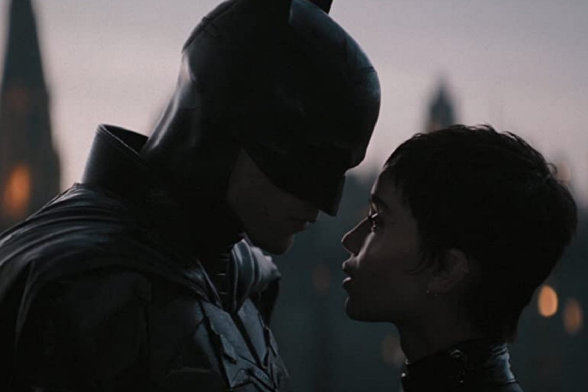 Robert Pattinson y Zoë Kravitz en The Batman (2022)