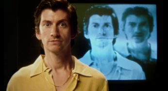 Arctic Monkeys estrena canción y video:"Body Paint"