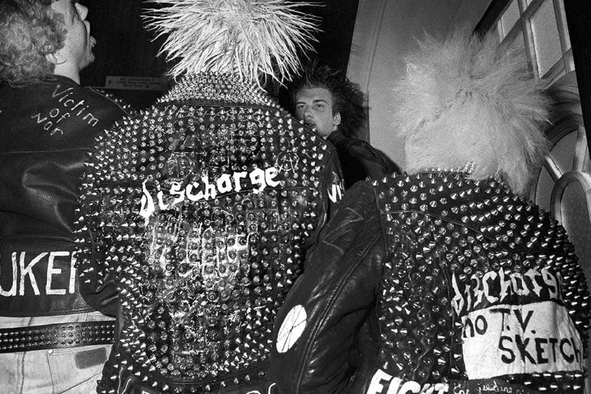 Fans punk en un concierto en Exploited en Birmingham, UK el 7 de agosto 1981.