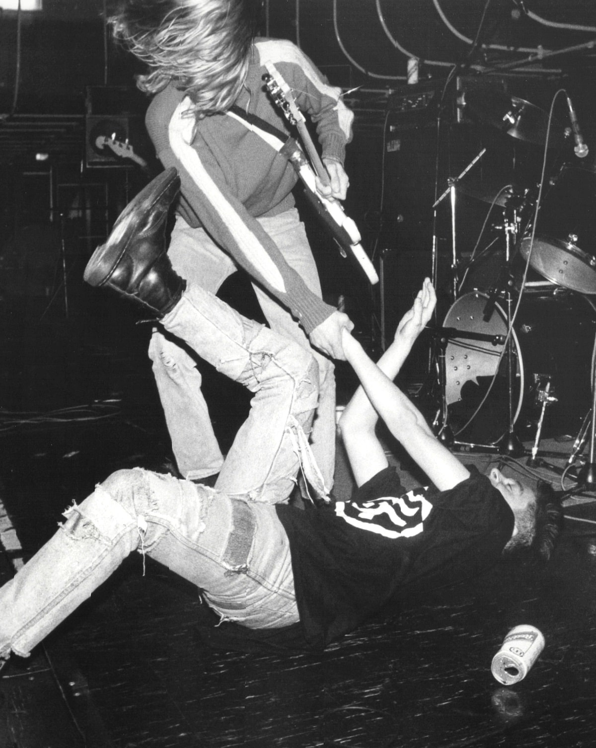 Kurt Cobain & Fan, Manchester Polytechnic (1989)