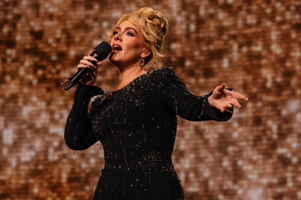 Adele genera un retraso en las fábricas de vinilos por la cantidad de  copias de su nuevo disco