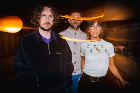 The Zutons publica su primera canción en 16 años: "Creeping On The Dancefloor" The Zutons