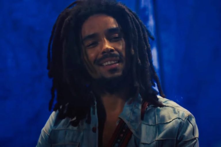 Kingsley Ben-Adir como Bob Marley