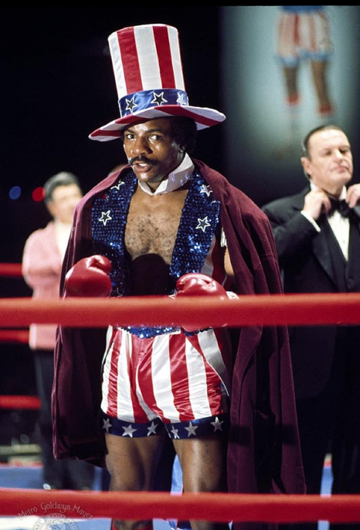 Carl Weathers vestido de boxeador en Rocky