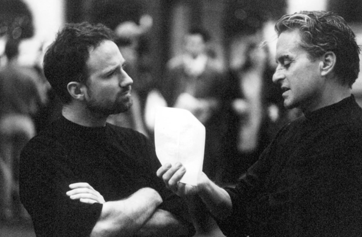 David Fincher y Michael Douglas en El juego (1997)