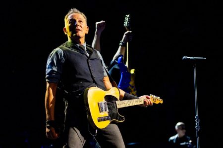 La banda que "sacudió la Tierra" según Bruce Springsteen Bruce Springsteen