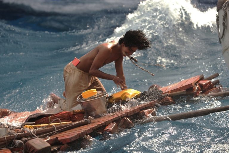 Suraj Sharma en La vida de Pi (2012)
