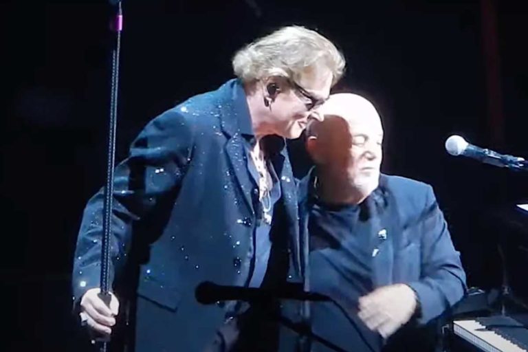 Billy Joel invita a Axl Rose para tocar tres canciones en vivo