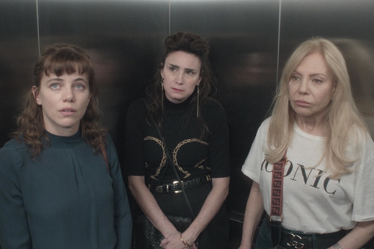 Justina Bustos, Valeria Bertucelli y Cecilia Roth en Culpa cero (2024)