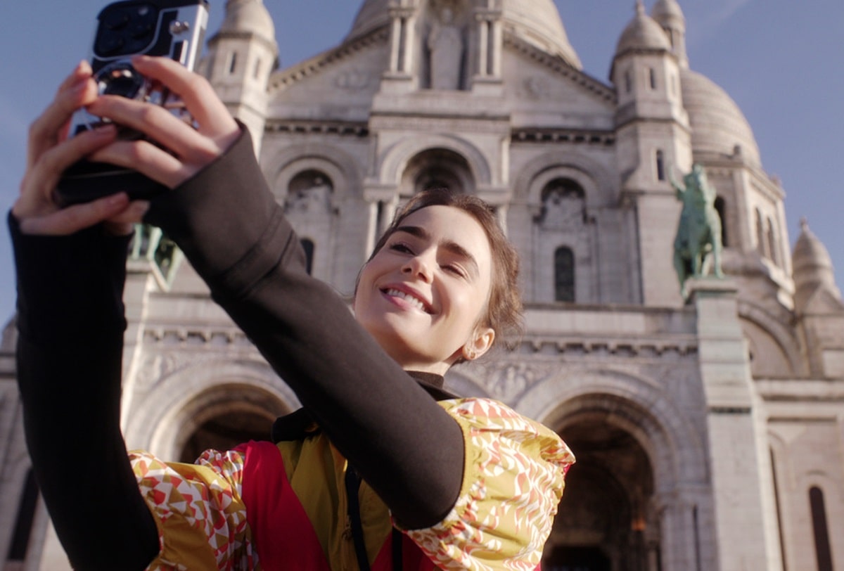 Lily Collins en Emily en París