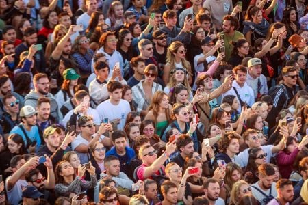 Los 15 shows internacionales más esperados de mayo Gente en un recital