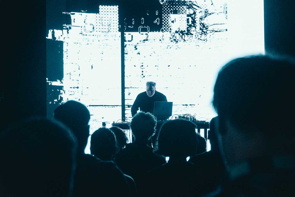 Fernando Molina en Mutek Argentina 2024.