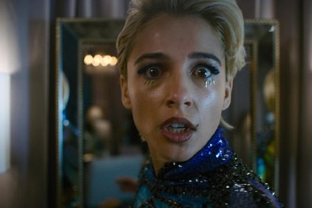 Sonríe 2 llegó a los cines: Qué dicen las críticas Naomi Scott en Sonríe 2 (2024)
