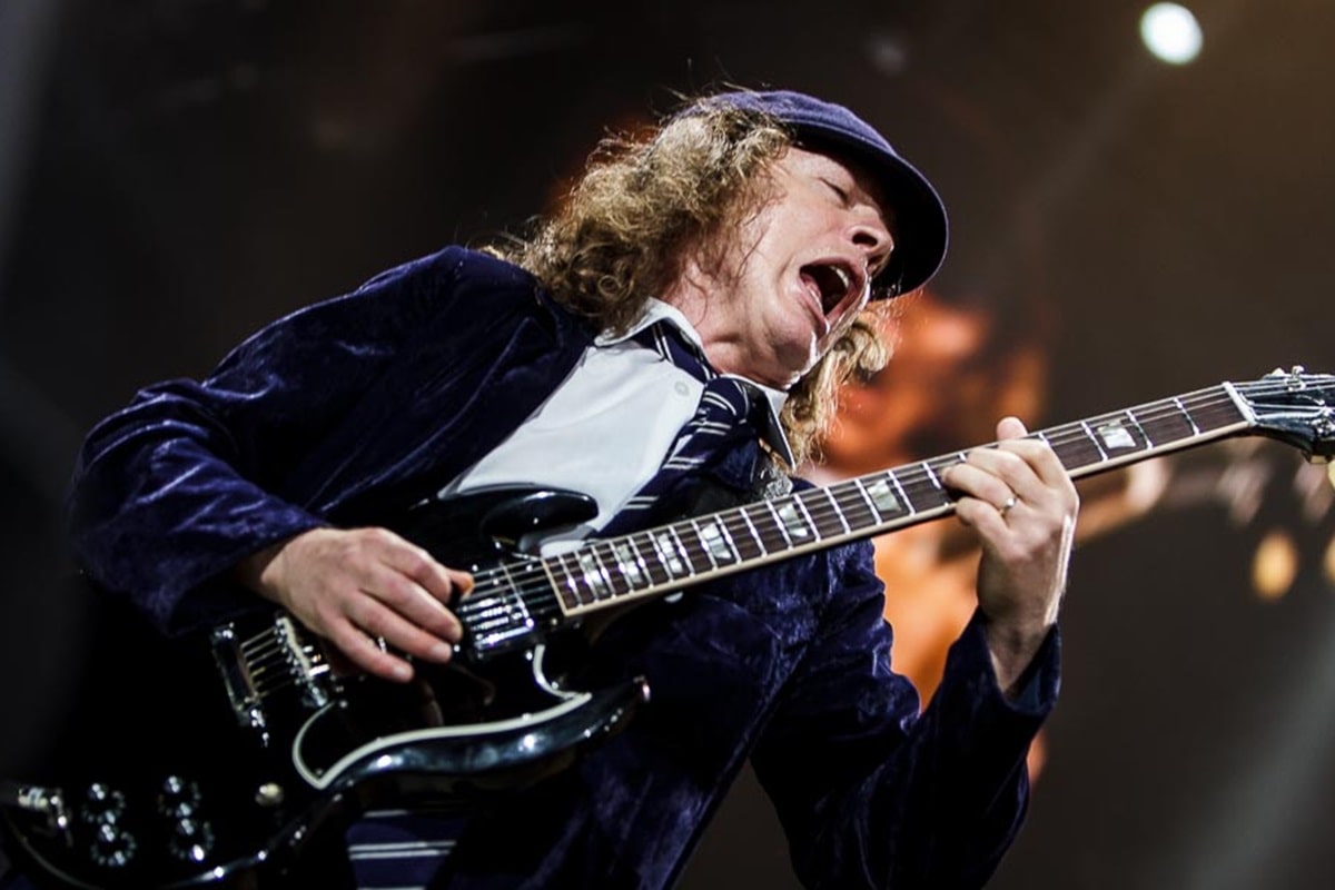 Angus Young de AC/DC