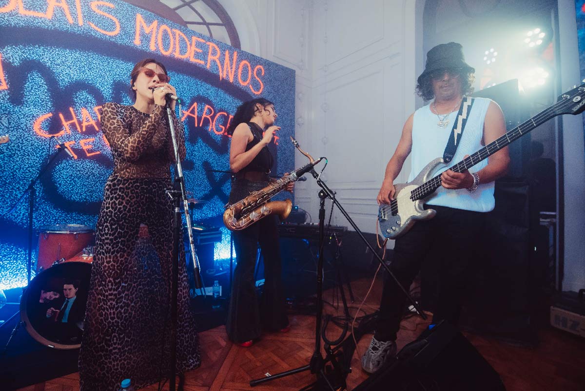 El show de Beats Modernos, la banda encabezada por Rosario Ortega y Zorrito Von Quintiero.