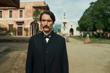 Cien años de soledad arribó a Netflix: 5 datos sobre la serie más esperada del año Claudio Cataño como Aureliano Buendía