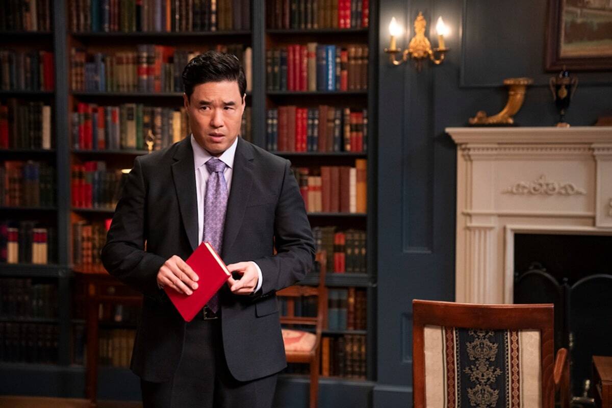 Randall Park en La residencia