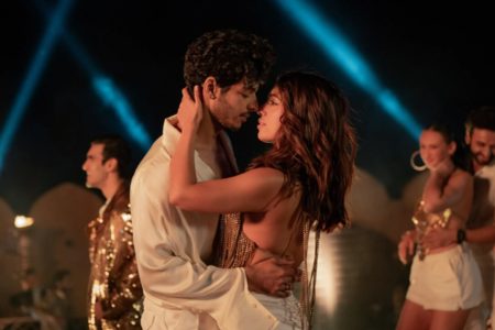 Ishaan Khatter y Bhumi Pednekar en La realeza