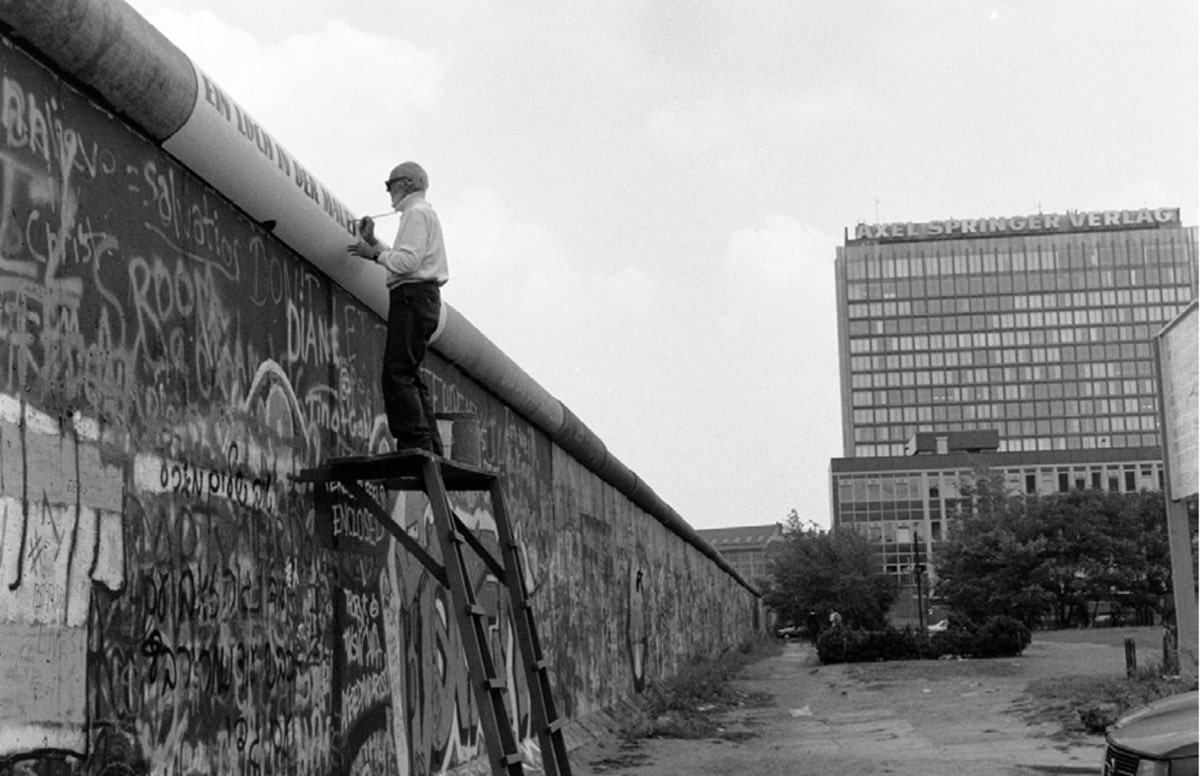 “Exoplaneta Berlín 1989" de Lena Szankay