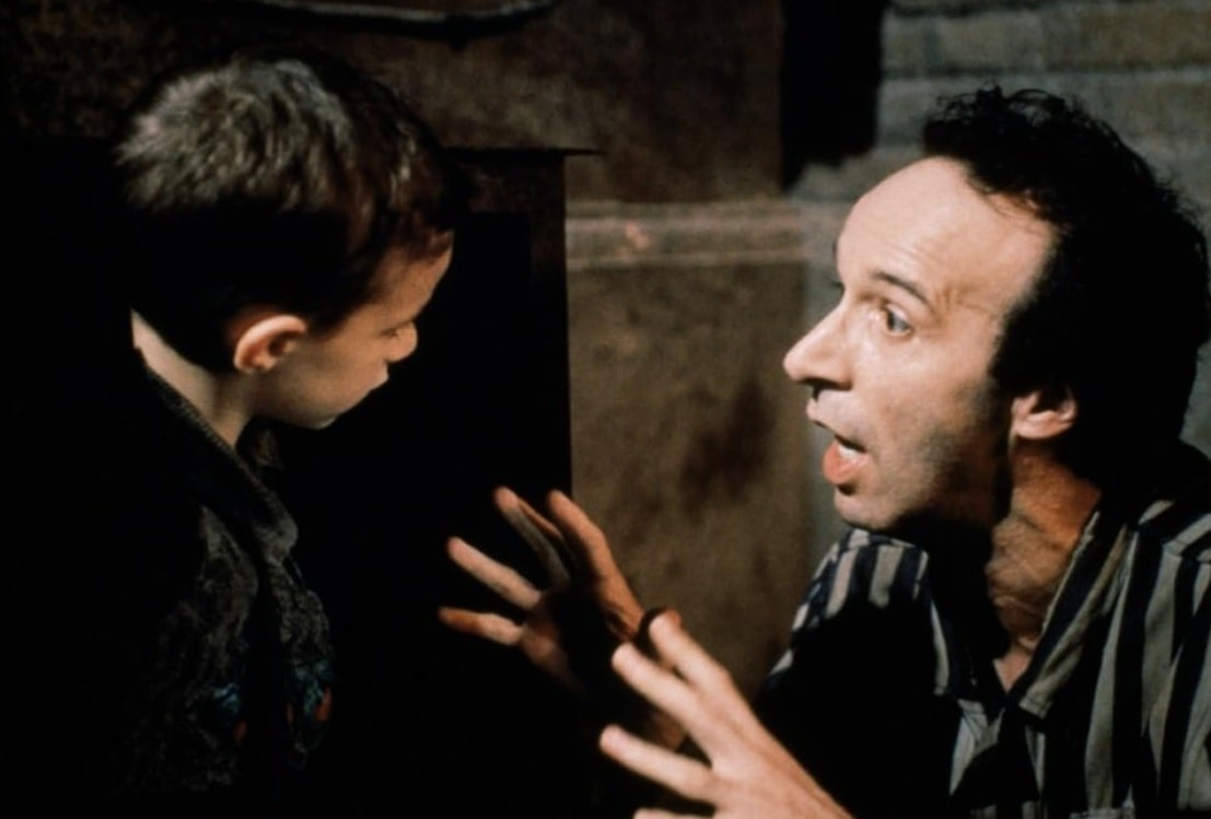Roberto Benigni es Guido en La vida es bella