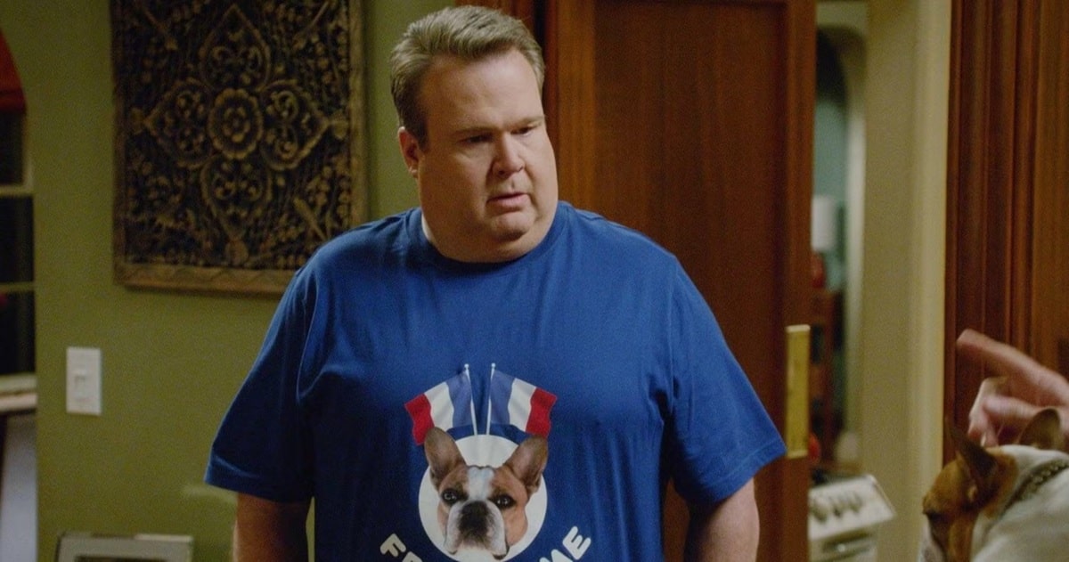 Eric Stonestreet es Cam en Modern Family