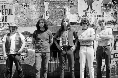 Llega un libro de fotografías que celebra la historia de Grateful Dead