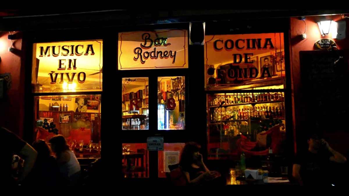 Bar Rodney.