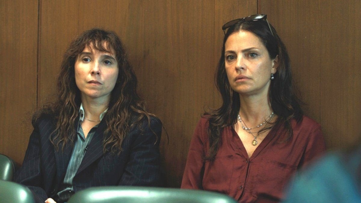 Laura Paredes y Dolores Fonzi en Belén