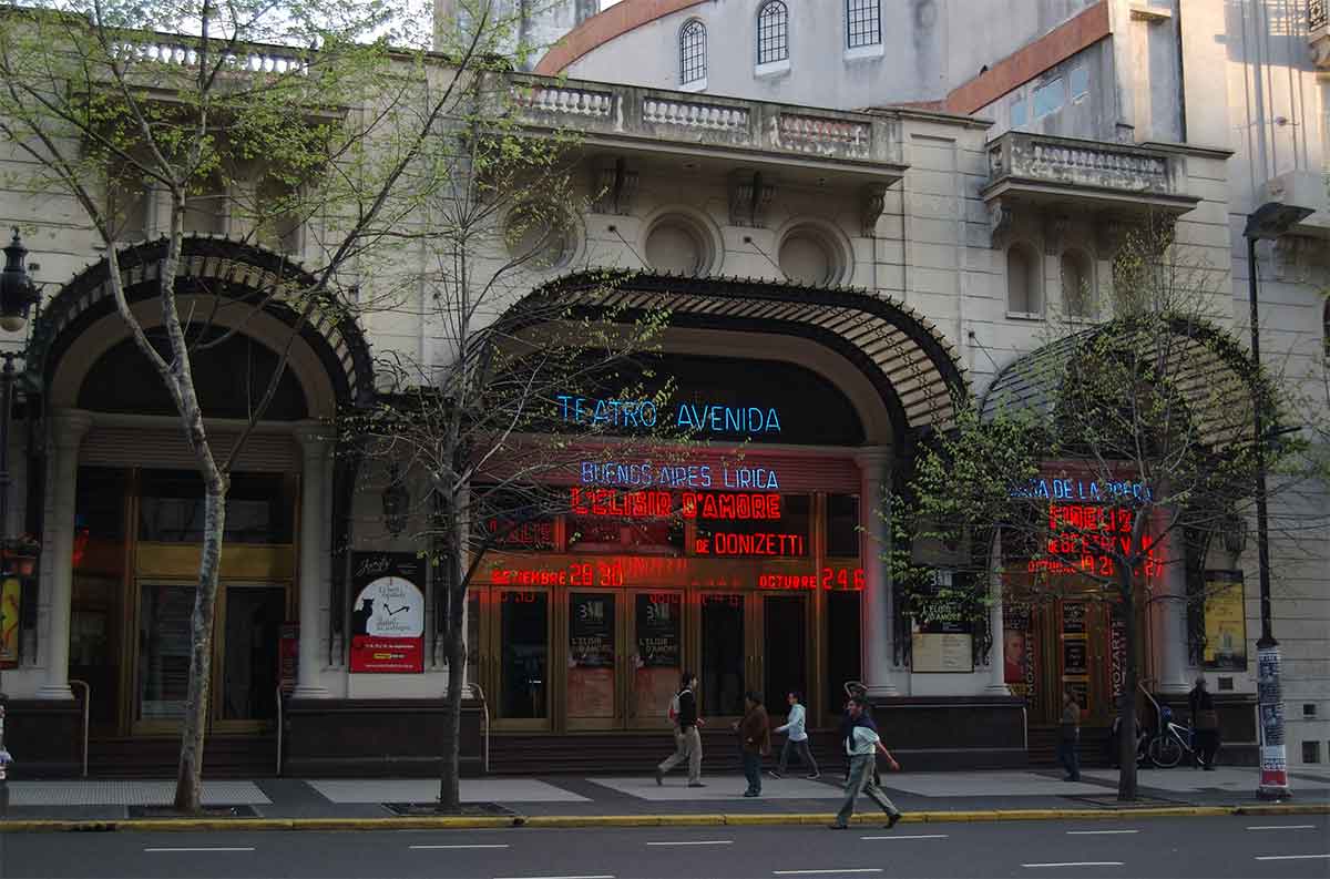 Teatro Avenida