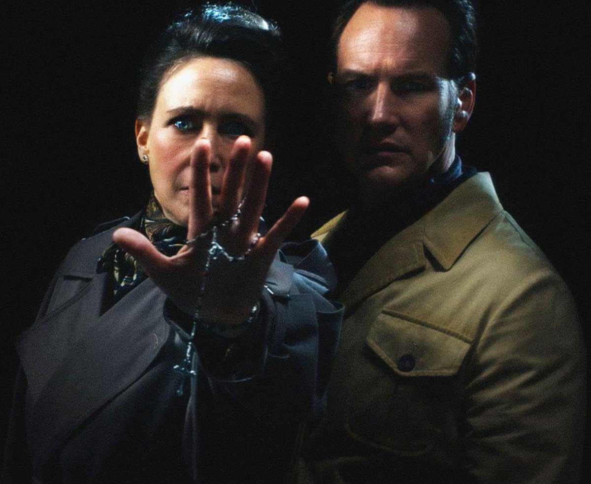 Vera Farmiga y Patrick Wilson en El conjuro 4 (2025)