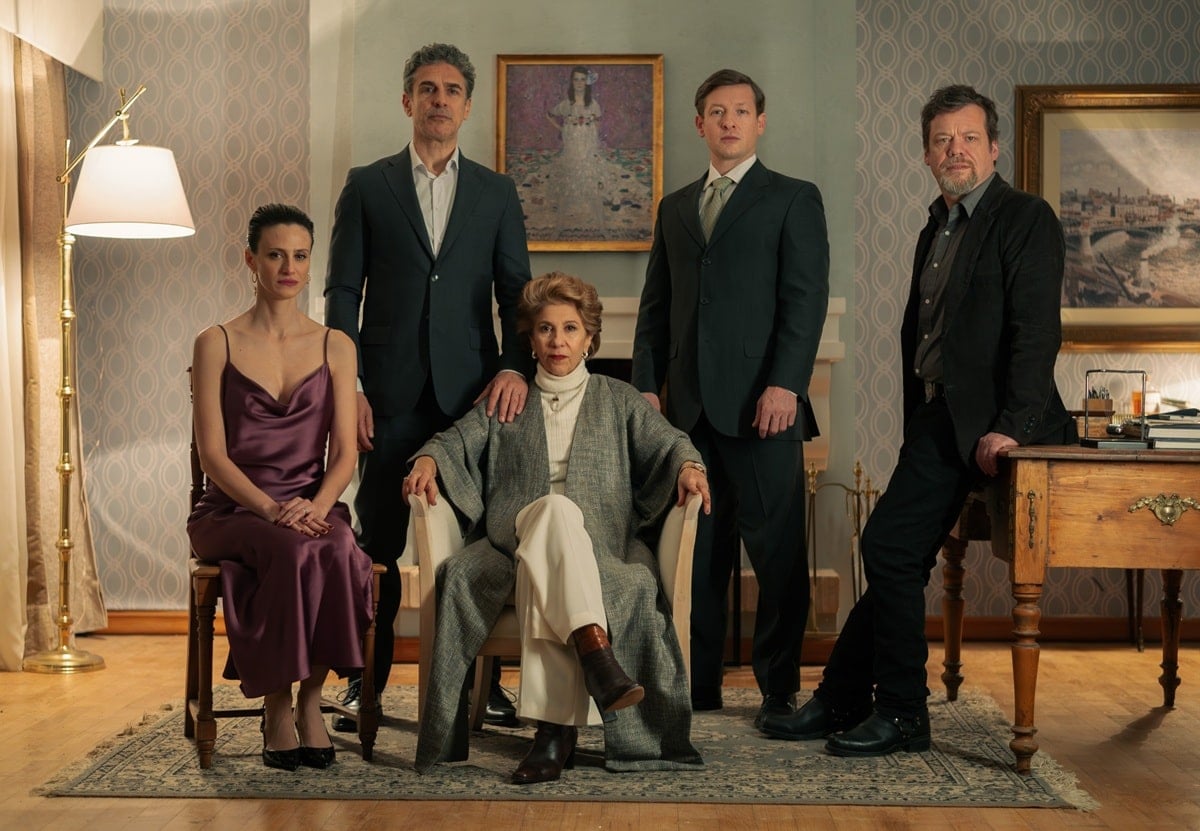 El elenco de Las maldiciones