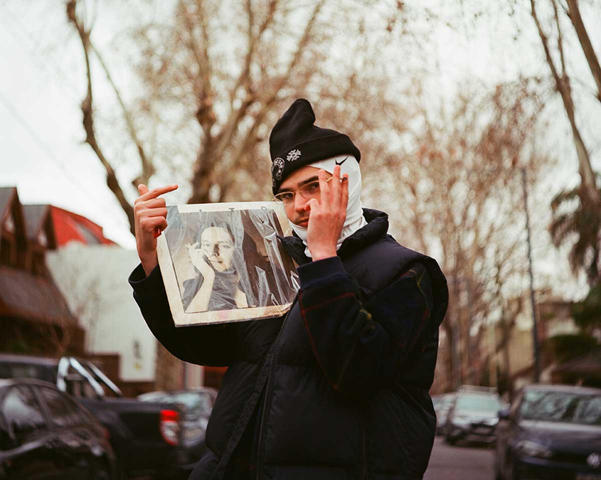 Mir Nicolás.
