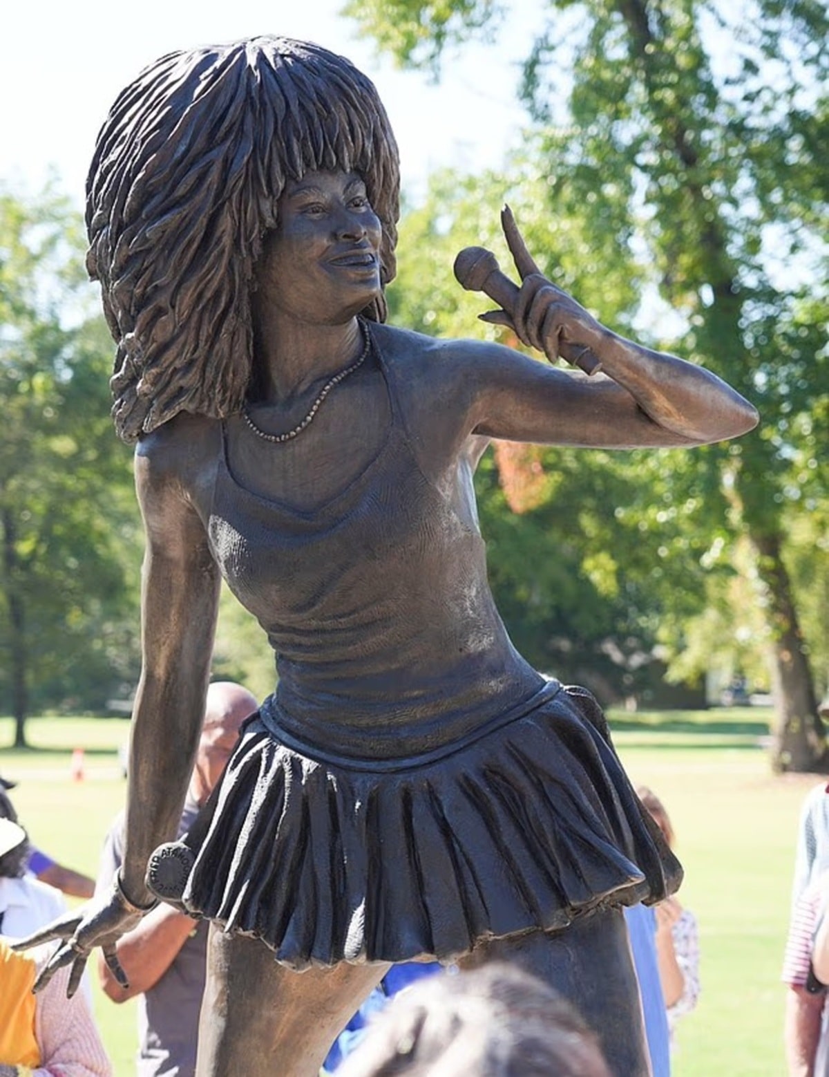La estatua de Tina Turner que causó polémica en redes